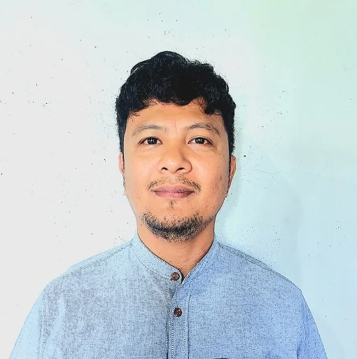 Russell Cañete