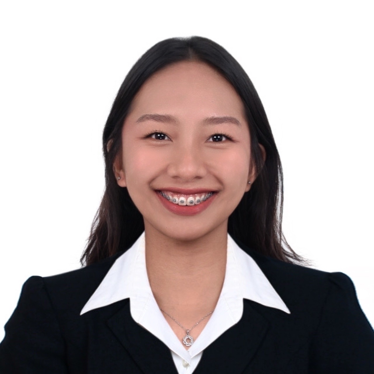 Hailey Sophia Del Rosario